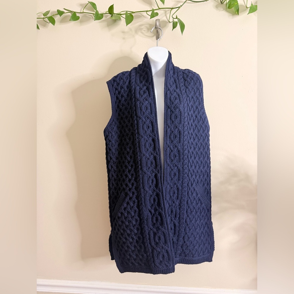 Aran Craft Merino Wool Open Front Vest with Pockets Navy Blue Cable Knit M - Picture 1 of 10